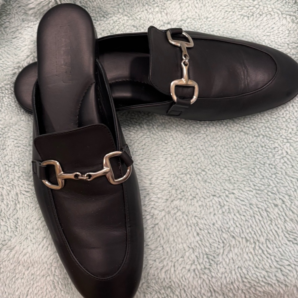 Italeau leather mule loafers with Horsebit Detail, size 9
